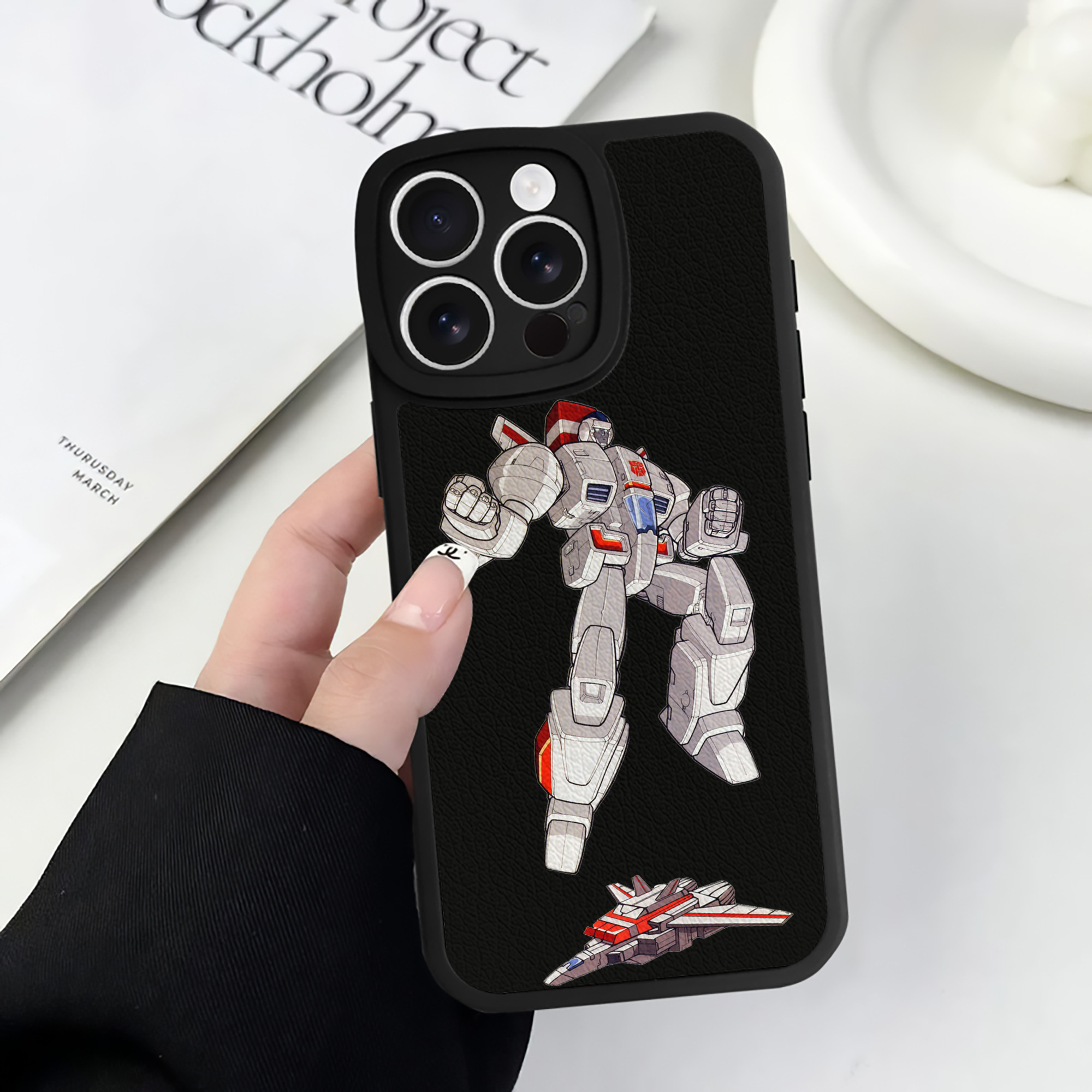 （画像用）  【iPhone 16シリーズ対応】シリコンスマホケース（レザー調） 材質：シリコン